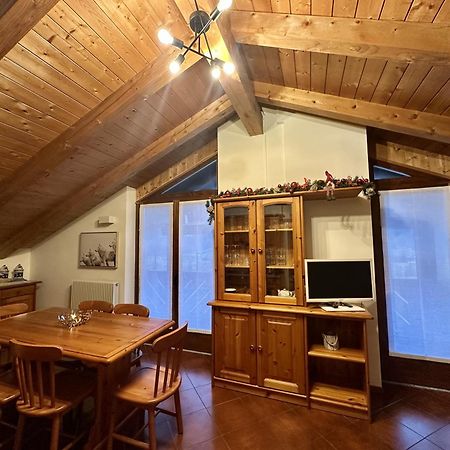 Apartamento Mansarda Con Vista Giustino Exterior foto