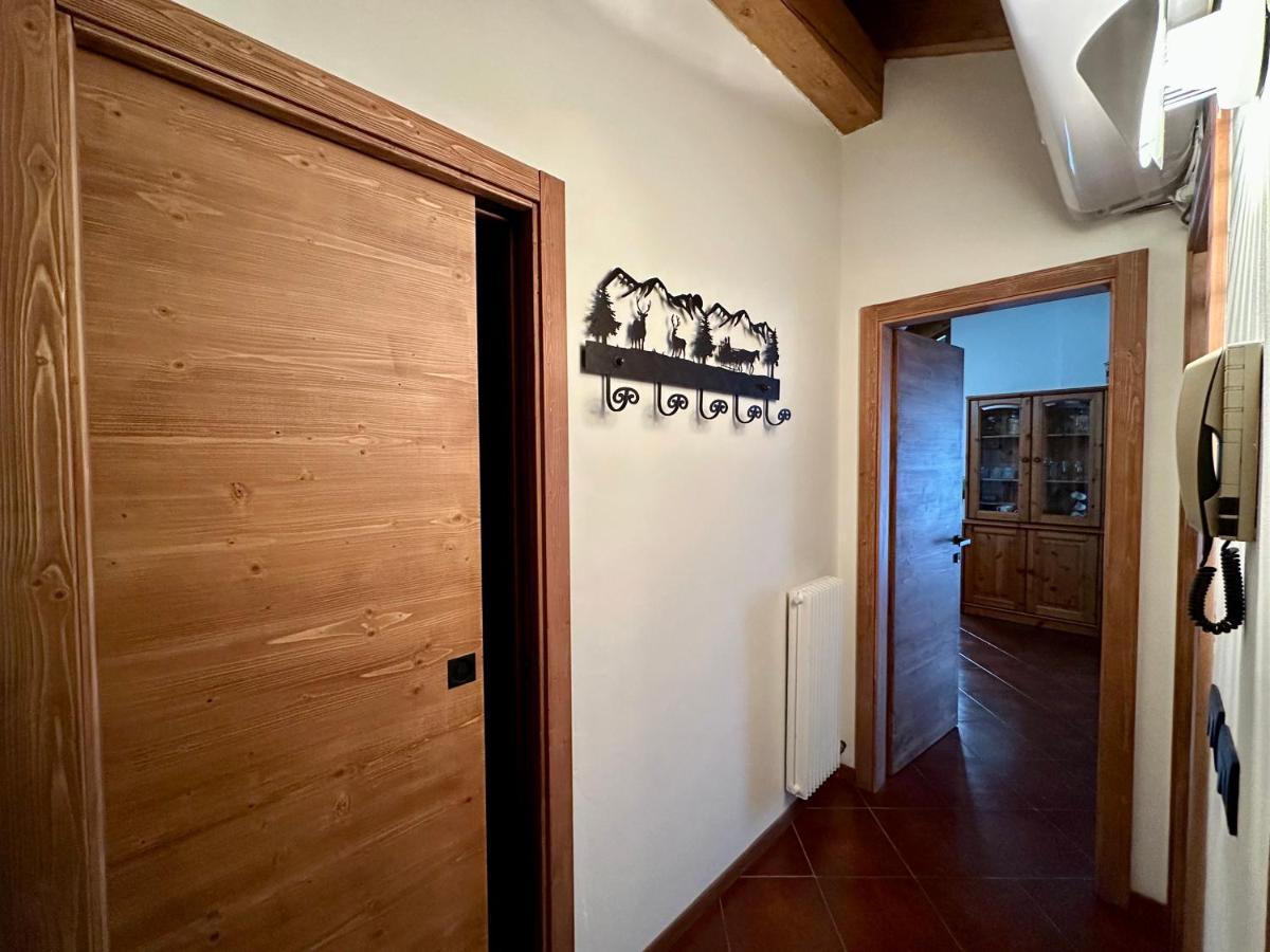 Apartamento Mansarda Con Vista Giustino Exterior foto